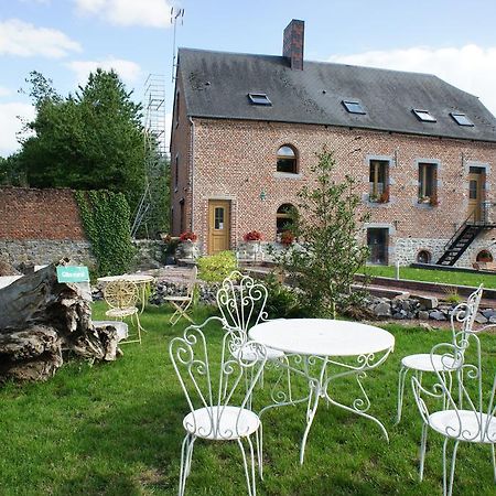 Bed and Breakfast Aux Logis De La Solre Ferrière-la-Petite Exteriér fotografie