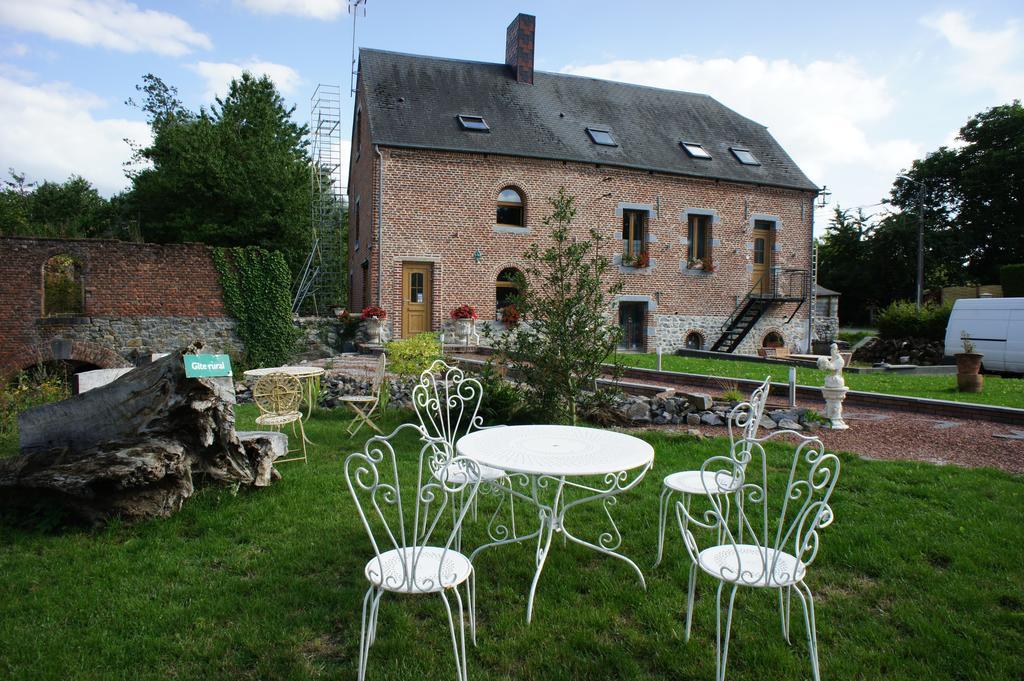 Bed and Breakfast Aux Logis De La Solre Ferrière-la-Petite Exteriér fotografie