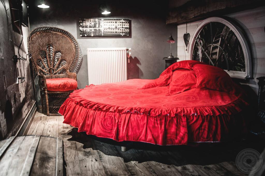 Bed and Breakfast Aux Logis De La Solre Ferrière-la-Petite Pokoj fotografie