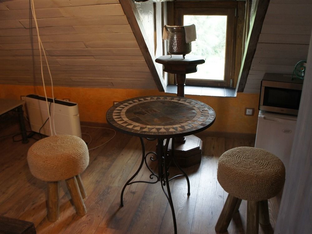 Bed and Breakfast Aux Logis De La Solre Ferrière-la-Petite Exteriér fotografie